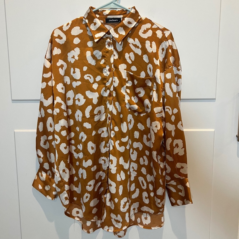 J.Hoffman's Animal Print Blouse Button Down Long‎ Sleeve Collared Gold Women's M